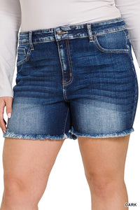 PLUS MID RISE RAW FRAYED HEM DENIM SHORTS